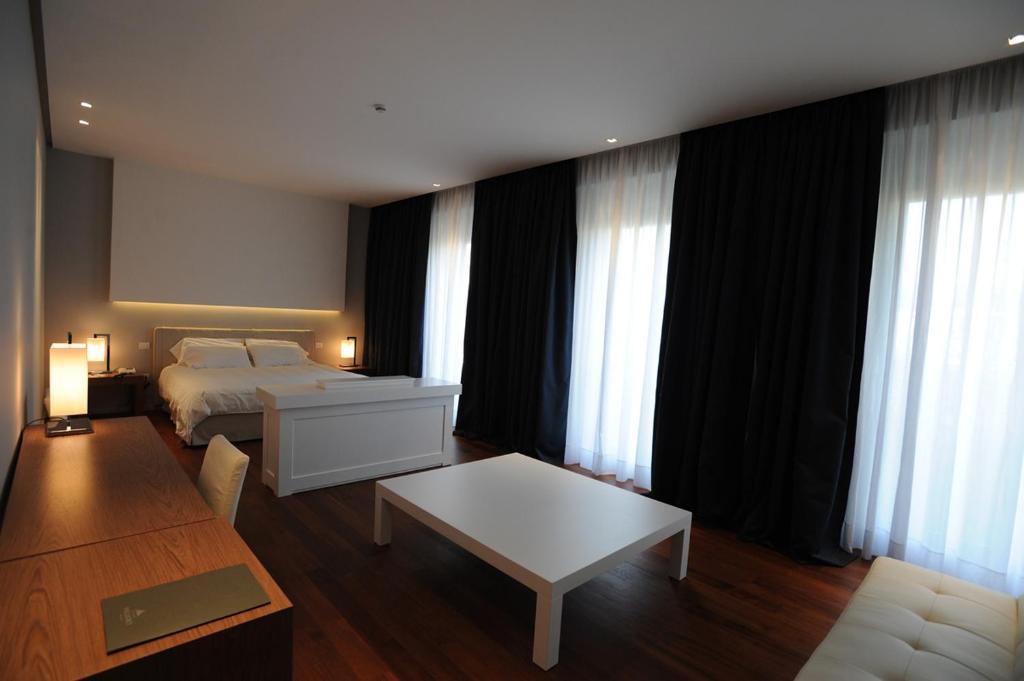 Cristina Park Hotel Montesarchio Eksteriør billede